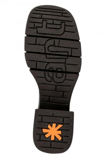 Полусапожки на платформе