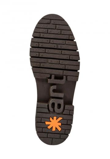 Ботинки на шнуровке