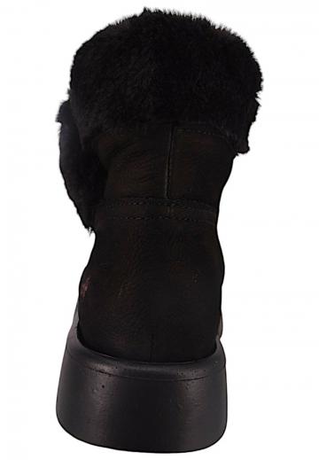 Зимние ботинки