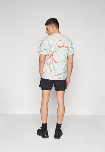 Спортивныве шорты