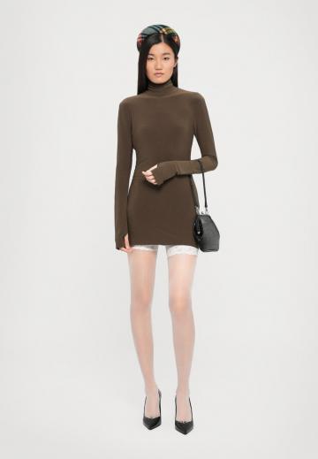 Короткое платье