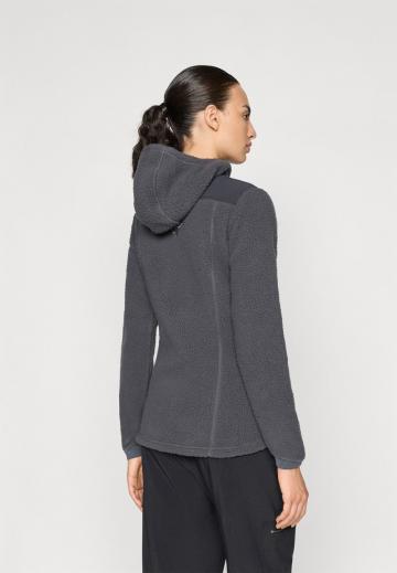 Флисовая куртка