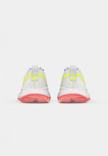 Беговые кроссовки