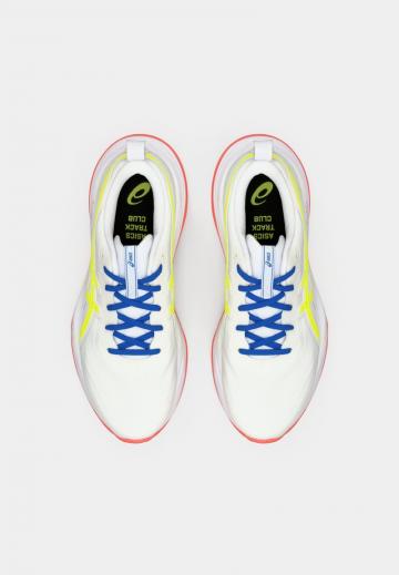 Беговые кроссовки