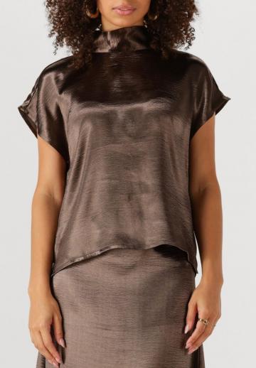 Атласная блузка