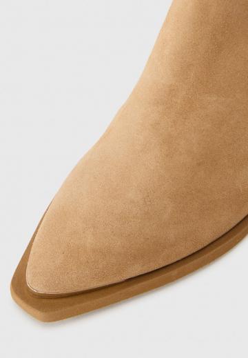 Полусапожки на высоком каблуке