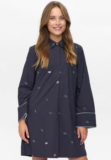 Короткое платье