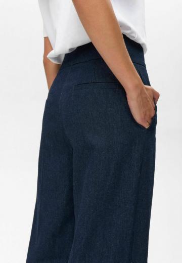 Свободные джинсы