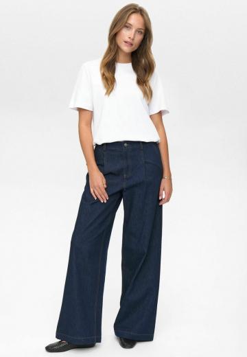 Свободные джинсы