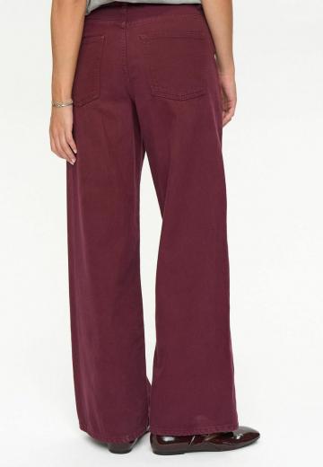 Свободные джинсы