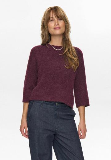 Пуловер с рукавом три четверти