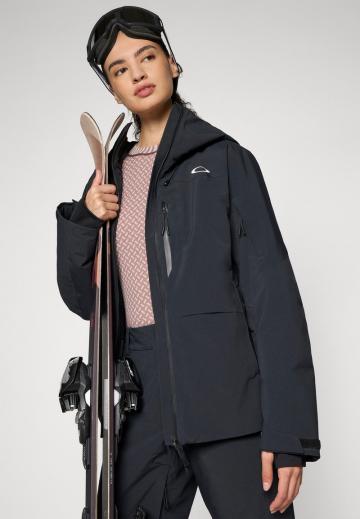 Спортивная куртка