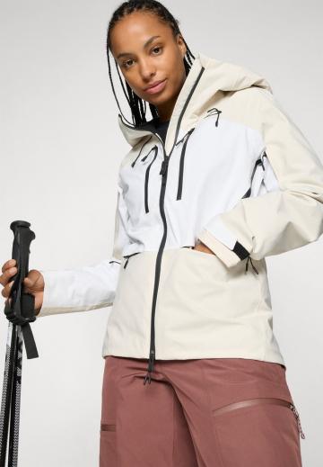 Спортивная куртка