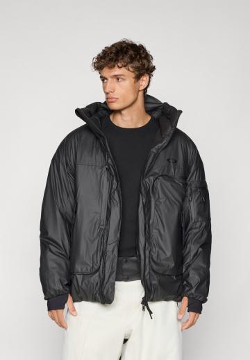 Сноубордическая куртка