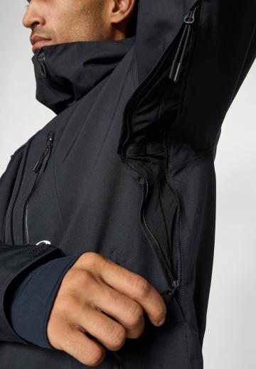 Сноубордическая куртка