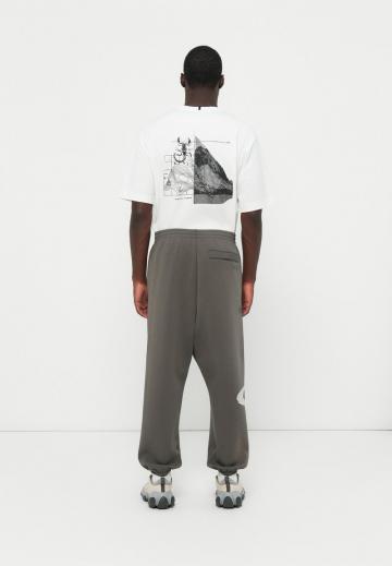 Спортивные штаны