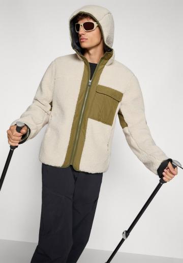 Флисовая куртка