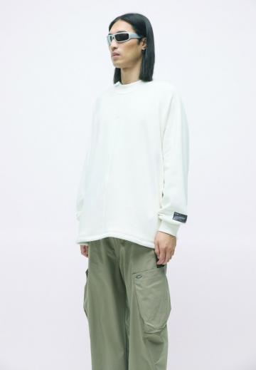 Брюки с накладными карманами