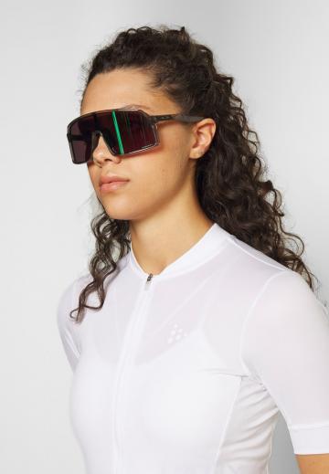 Солнечные очки