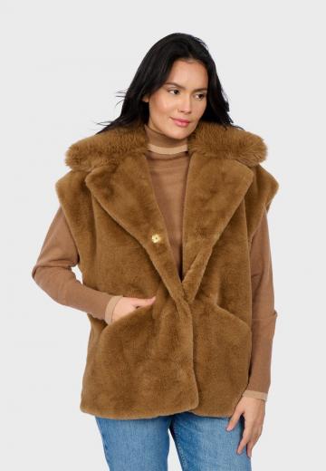 Длинный жилет