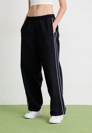 Свободные джинсы