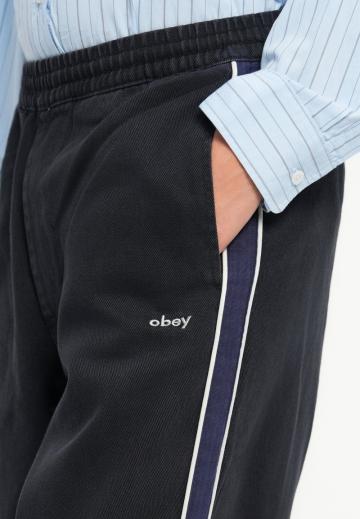 Свободные джинсы