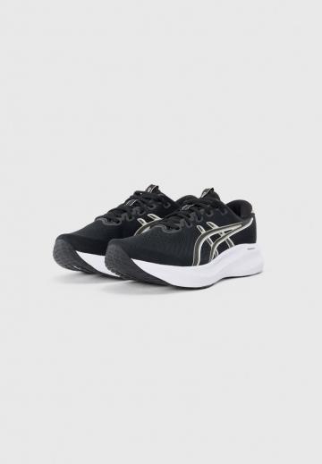 Беговые кроссовки