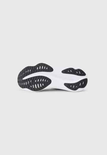 Беговые кроссовки