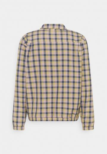 Куртка бомбер