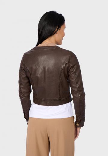 Короткая куртка