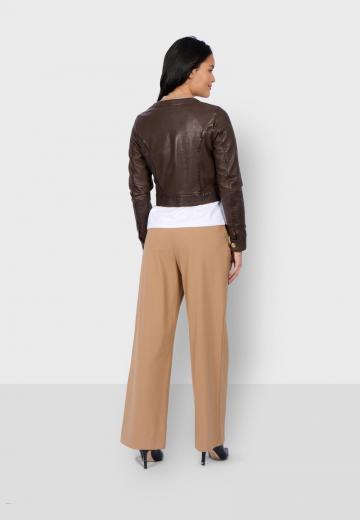 Короткая куртка