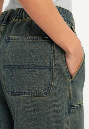 Свободные джинсы