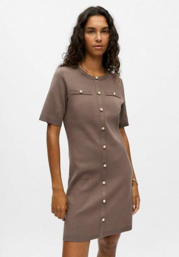 Вязаное платье