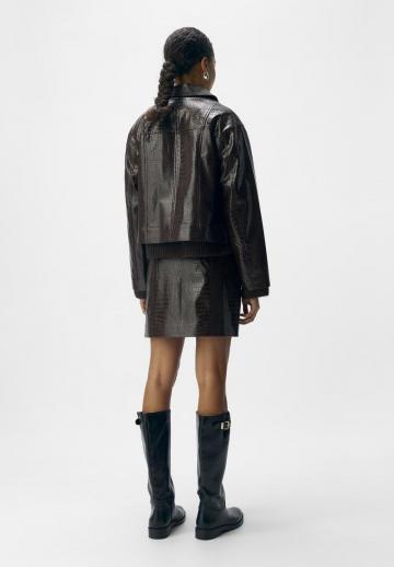 Короткая куртка