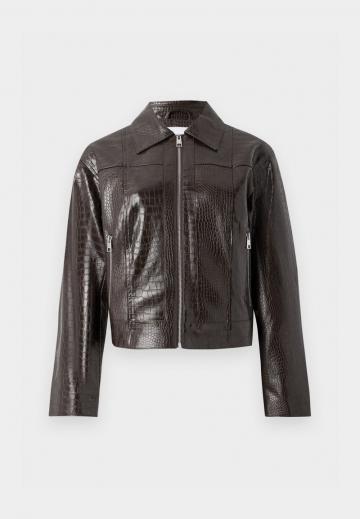 Короткая куртка