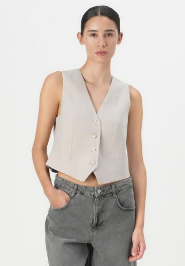 Джинсовая жилетка