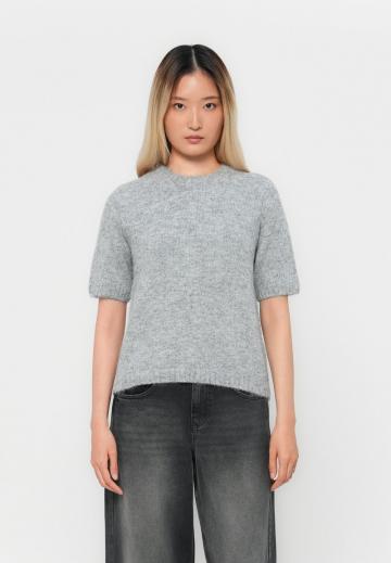 Пуловер с коротким рукавом