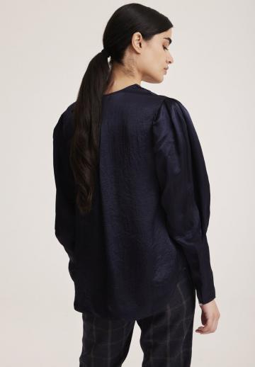 Длинная блузка