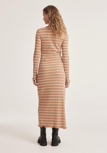 Платье футляр