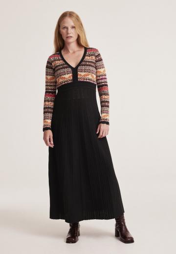 Вязаное платье