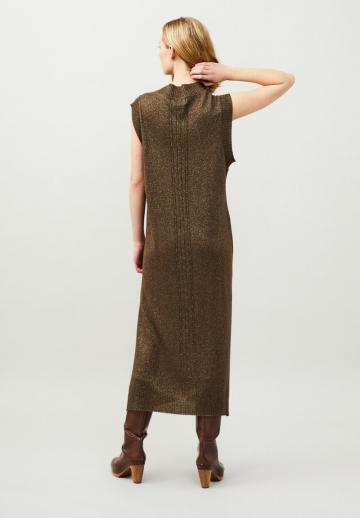Вязаное платье