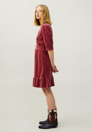 Короткое платье