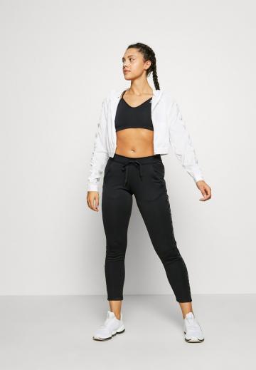 Бюстгальтер без косточек