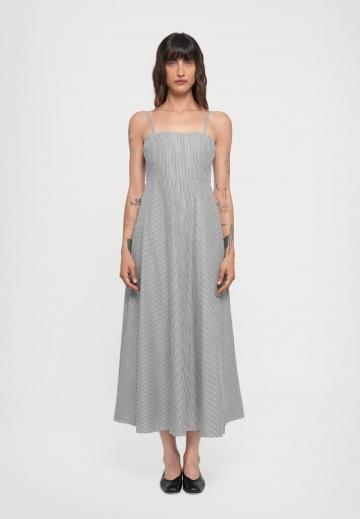 Пляжное платье