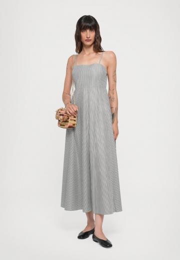 Пляжное платье