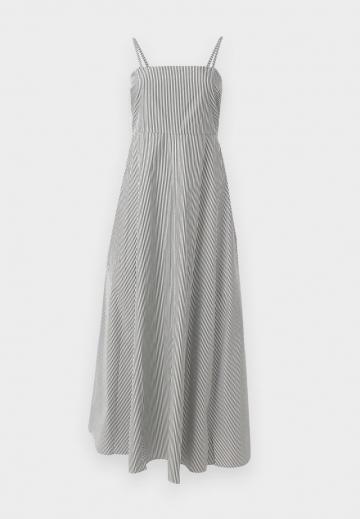 Пляжное платье