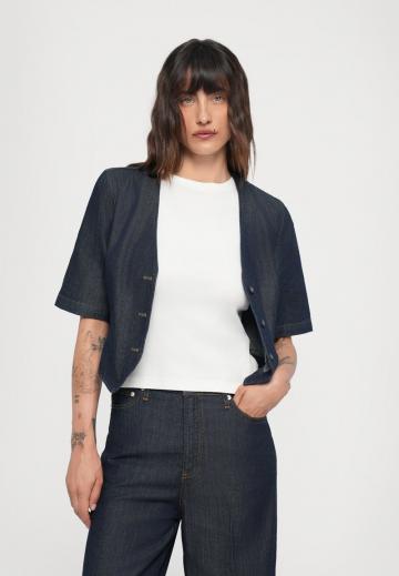 Джинсовая жилетка