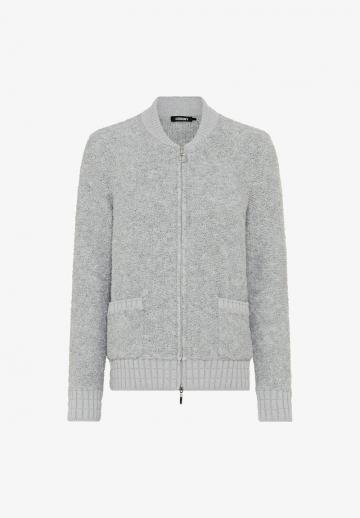 Вязаная кофта