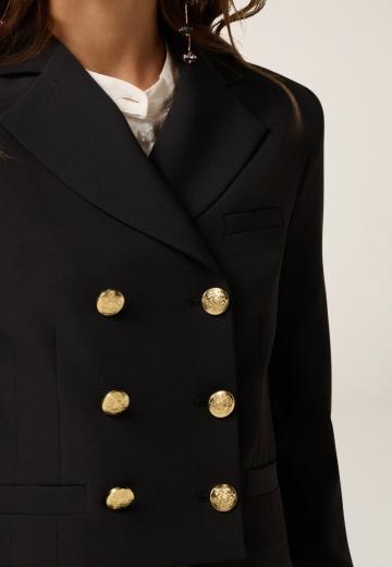 Короткий блейзер