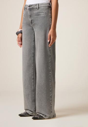 Свободные джинсы
